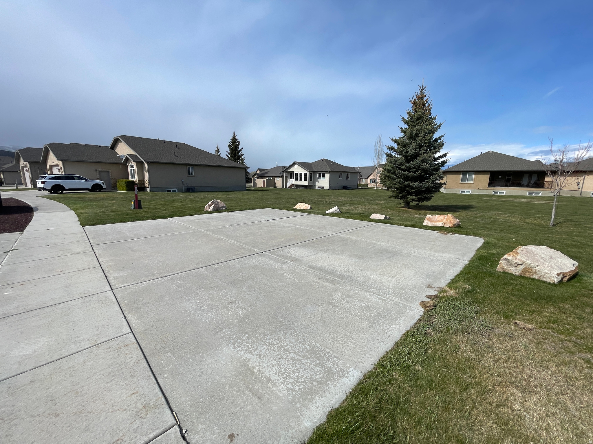 THE COTTAGES - Residential