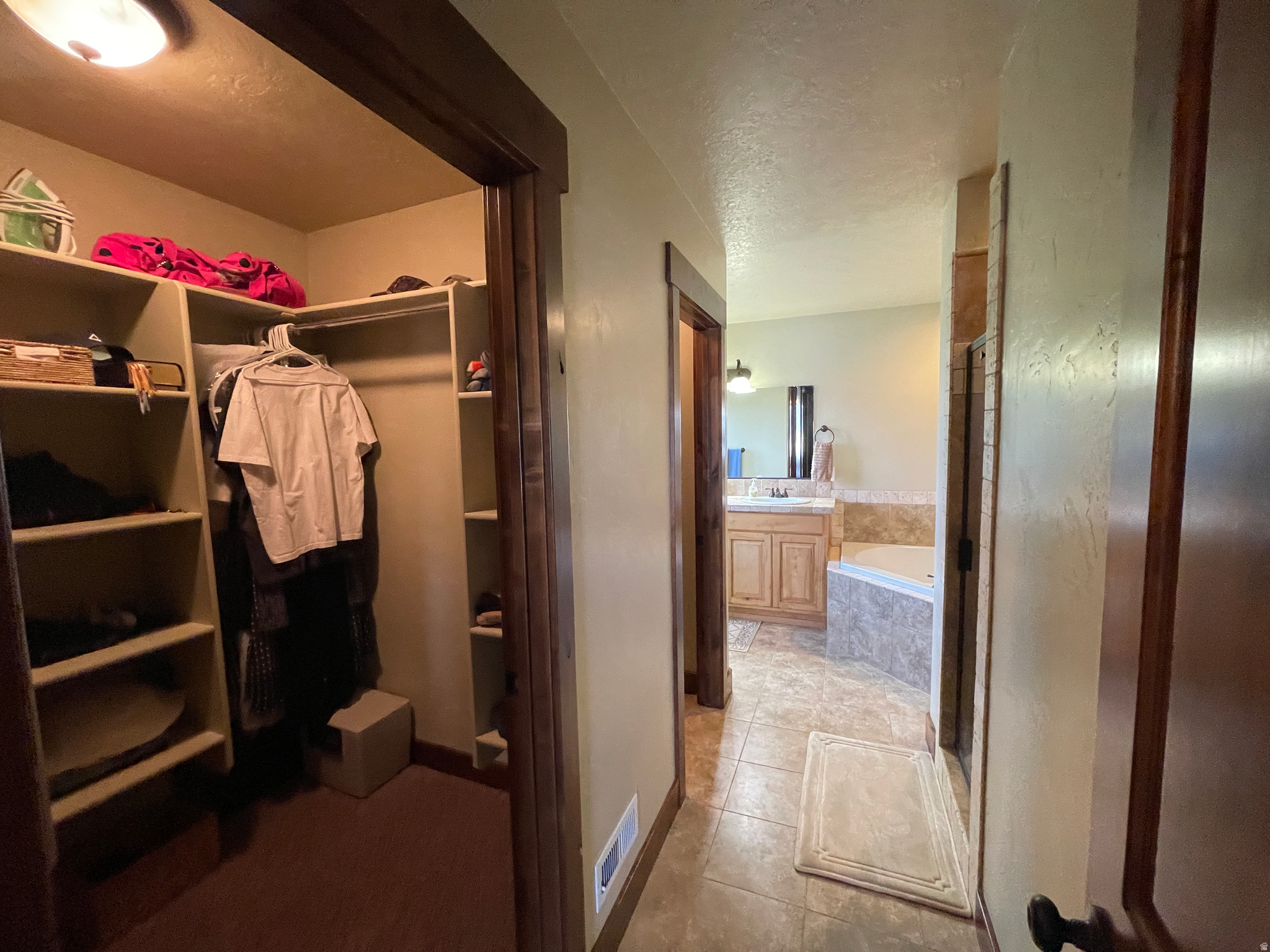 THE COTTAGES - Residential