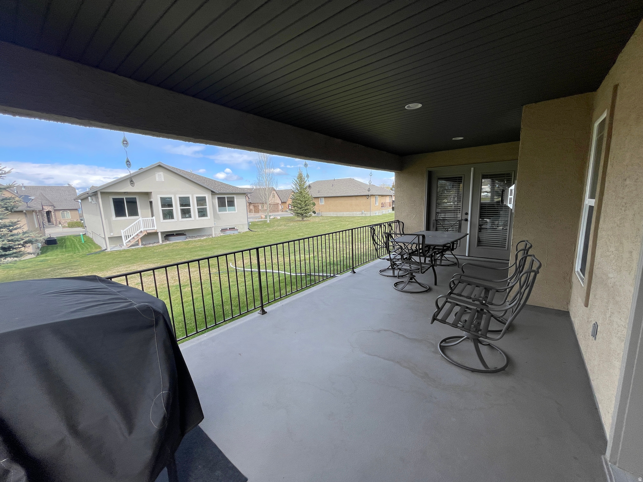 THE COTTAGES - Residential