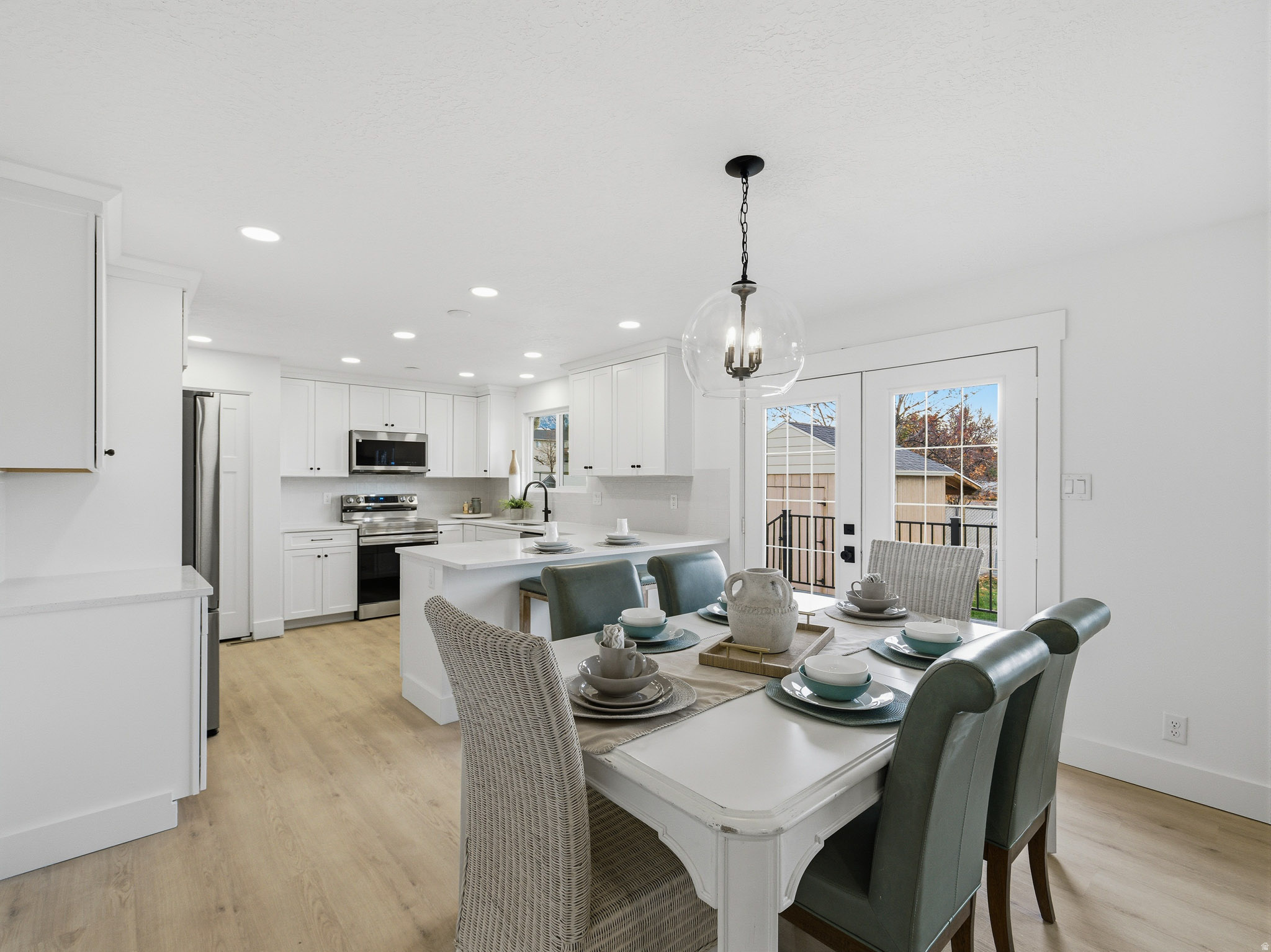 DEVERAUX ESTATE - Residential