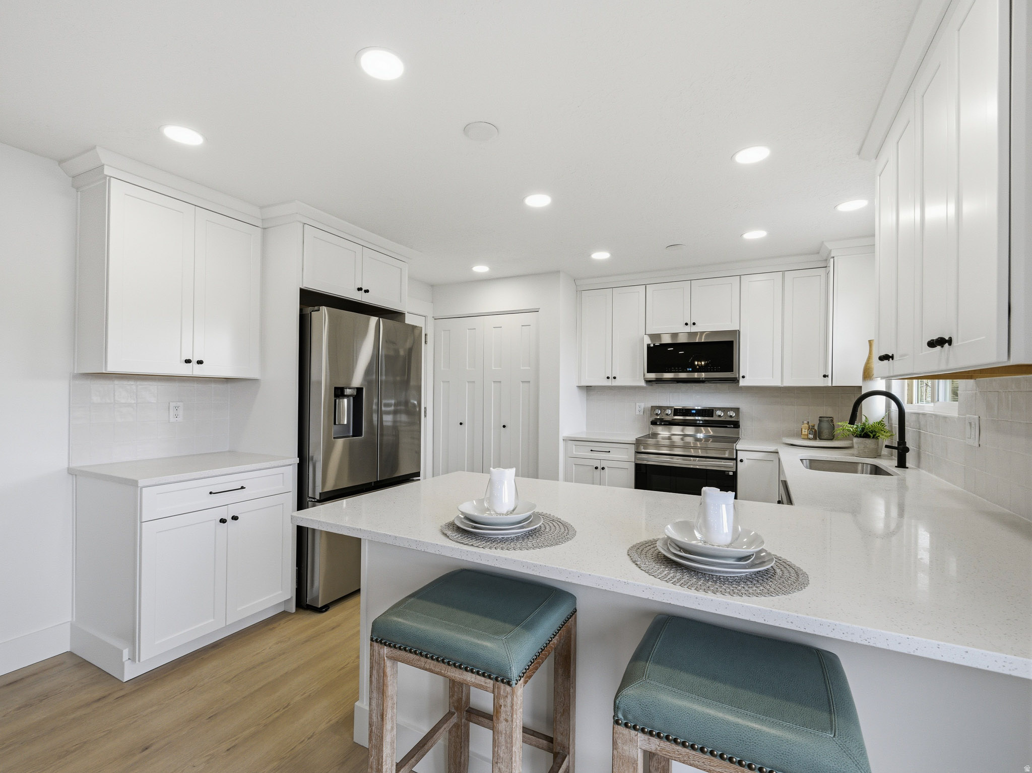 DEVERAUX ESTATE - Residential