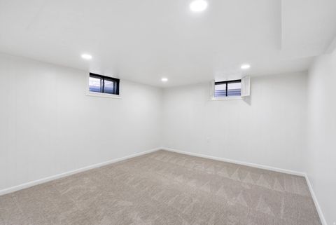 Tiny photo for 527 E 250 S, Clearfield, UT 84015 (MLS # 2128657)