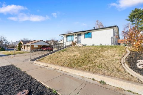 Tiny photo for 527 E 250 S, Clearfield, UT 84015 (MLS # 2128657)
