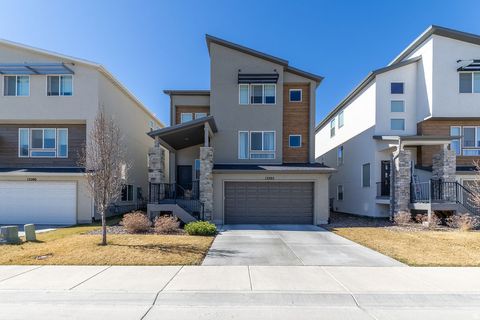 Photo of 13202 S LOWICK LN, Herriman, UT 84096 (MLS # 2144593)