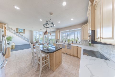 Tiny photo for 144 S BOUNTIFUL BLVD E, Bountiful, UT 84010 (MLS # 2145023)