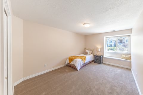 Tiny photo for 144 S BOUNTIFUL BLVD E, Bountiful, UT 84010 (MLS # 2145023)
