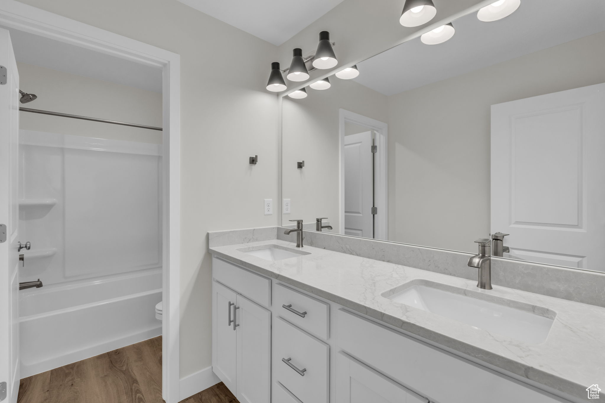 SILVER CREEK - Residential