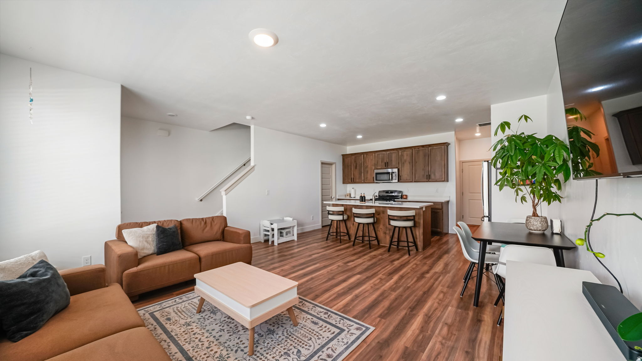 RIVER RUN - Residential