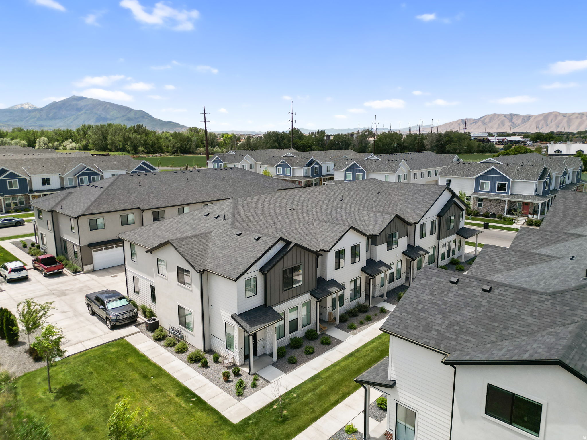 RIVER RUN - Residential