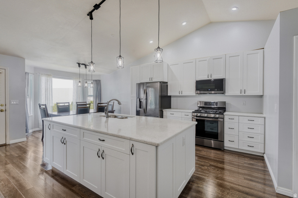 DIAMOND SUMMIT UNIT 15A - Residential