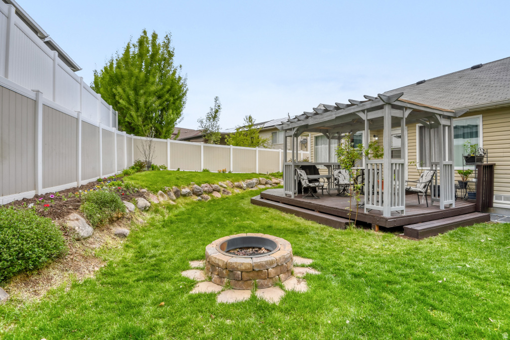 DIAMOND SUMMIT UNIT 15A - Residential