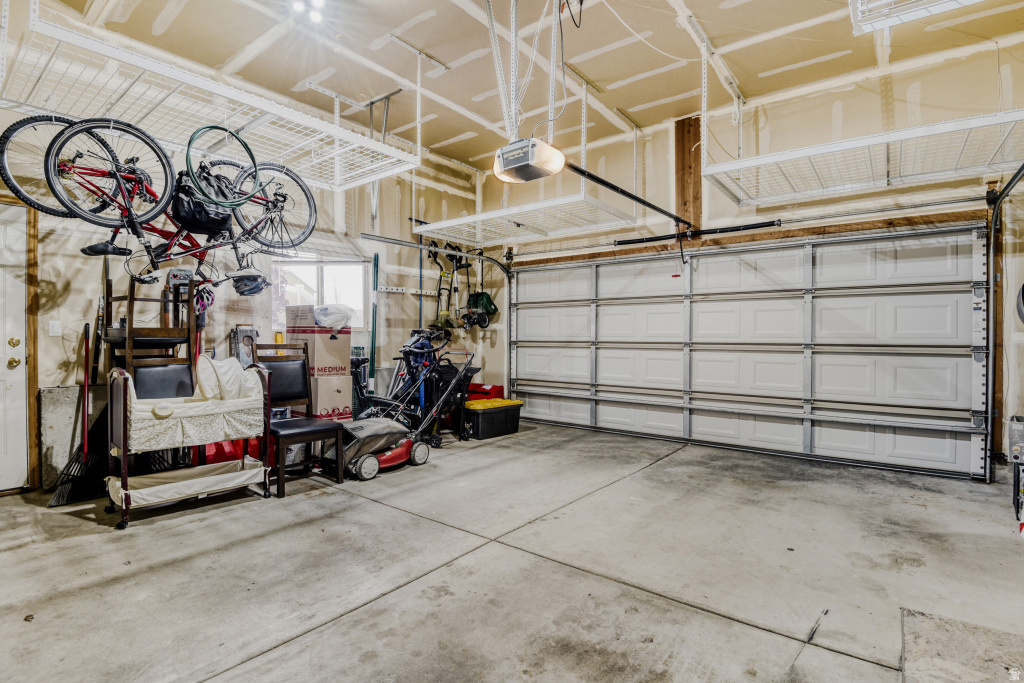 DIAMOND SUMMIT UNIT 15A - Residential