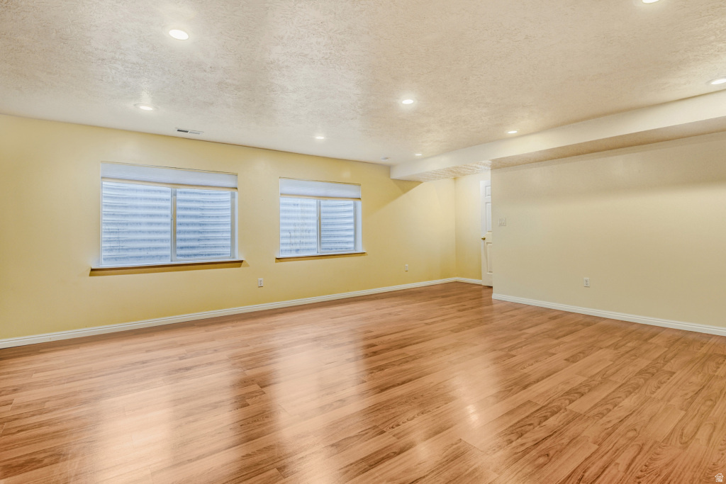 DIAMOND SUMMIT UNIT 15A - Residential