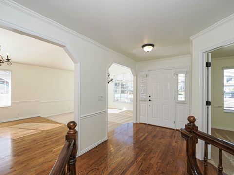 Tiny photo for 9909 S DREAM CIR W, South Jordan, UT 84095 (MLS # 2120494)