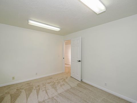 Tiny photo for 9909 S DREAM CIR W, South Jordan, UT 84095 (MLS # 2120494)