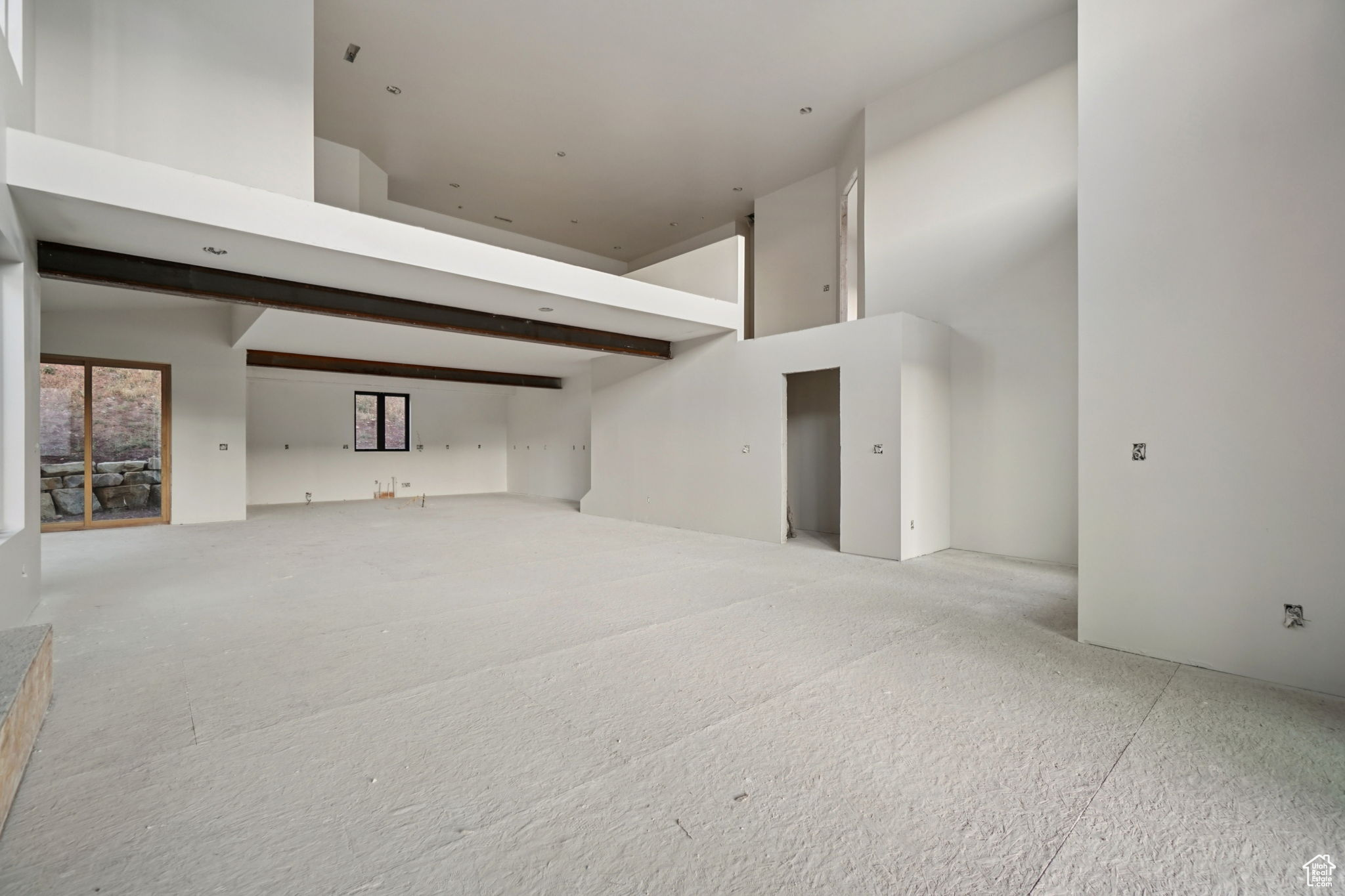 HIDEOUT CANYON - Residential