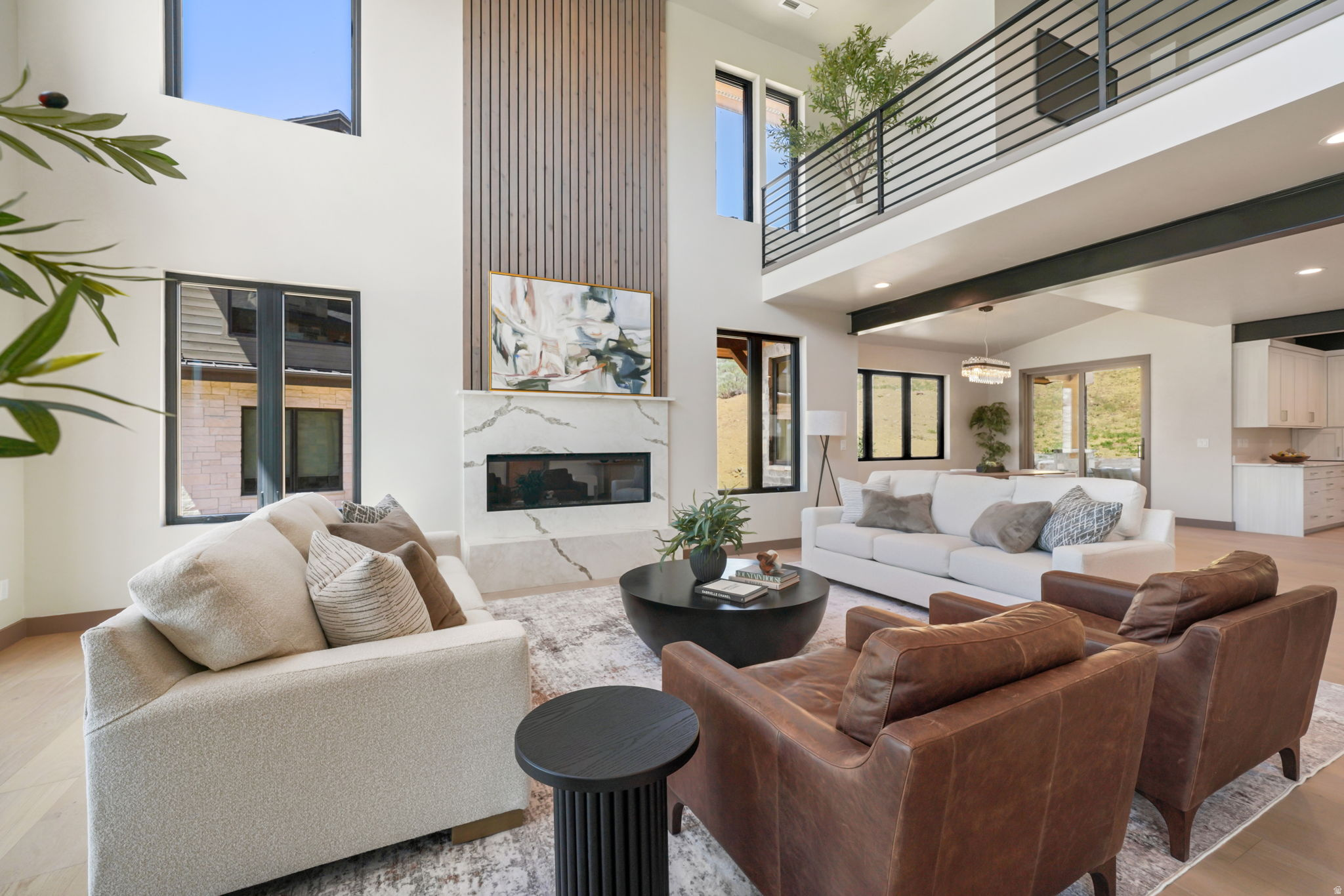 HIDEOUT CANYON - Residential