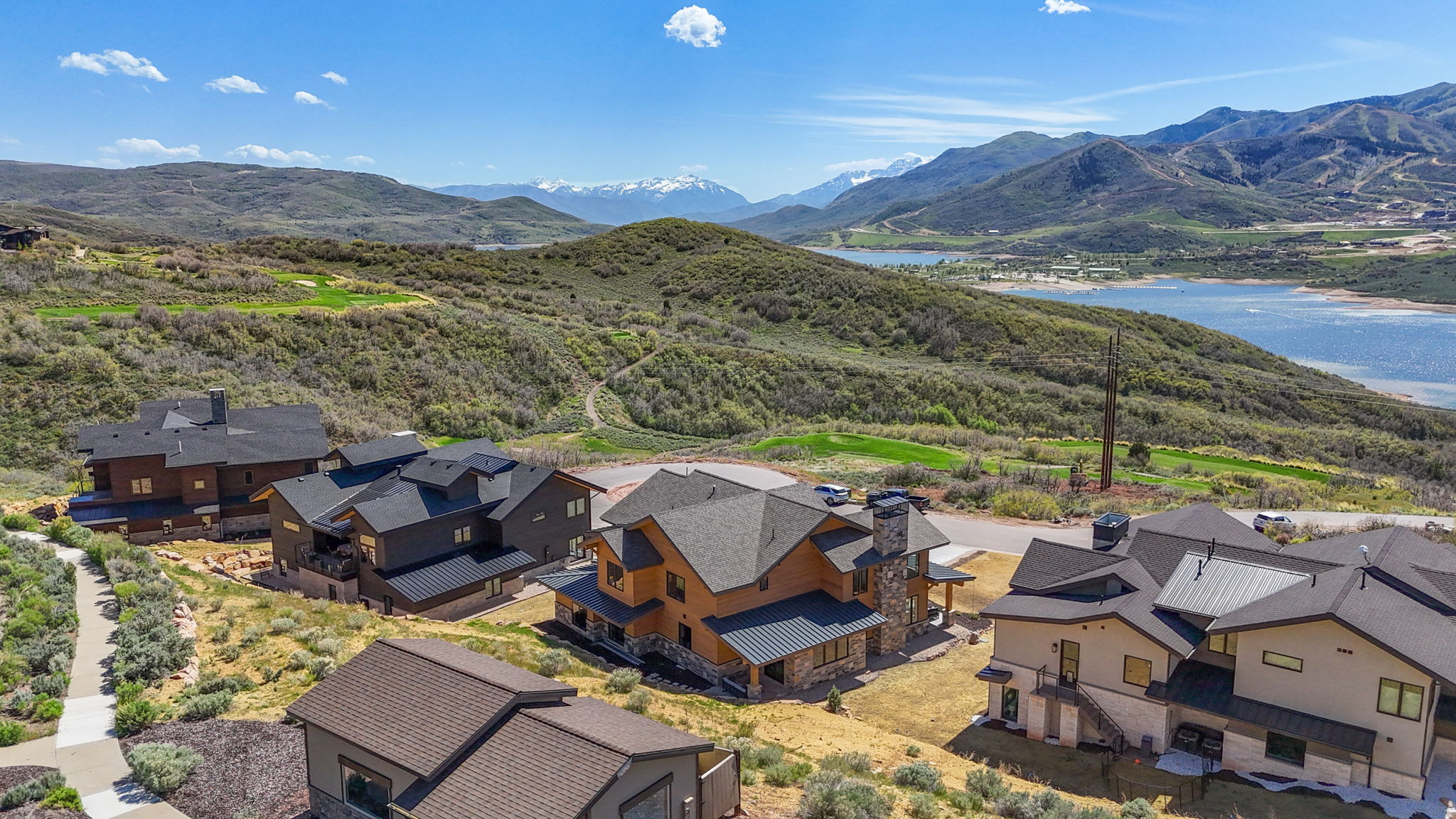 HIDEOUT CANYON - Residential