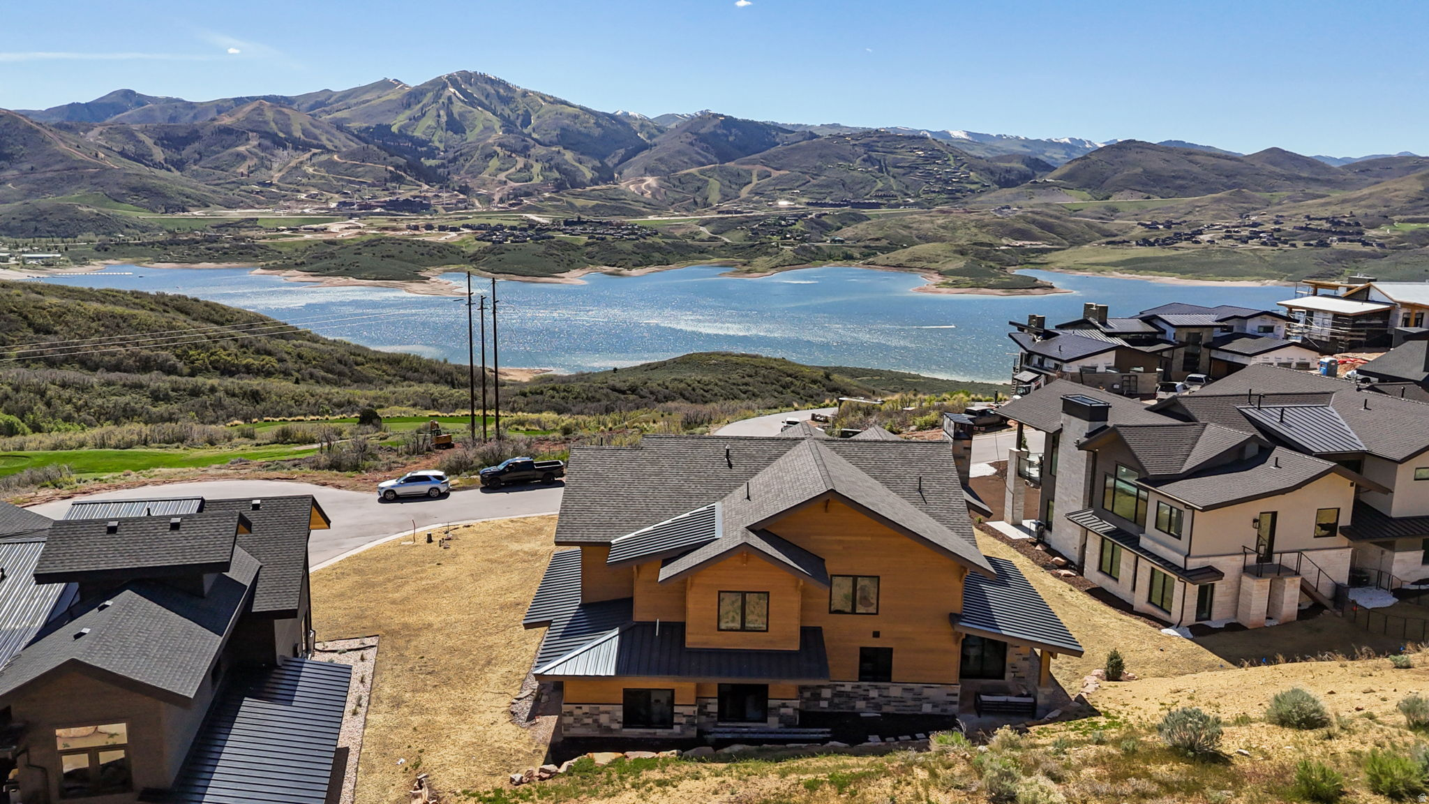HIDEOUT CANYON - Residential
