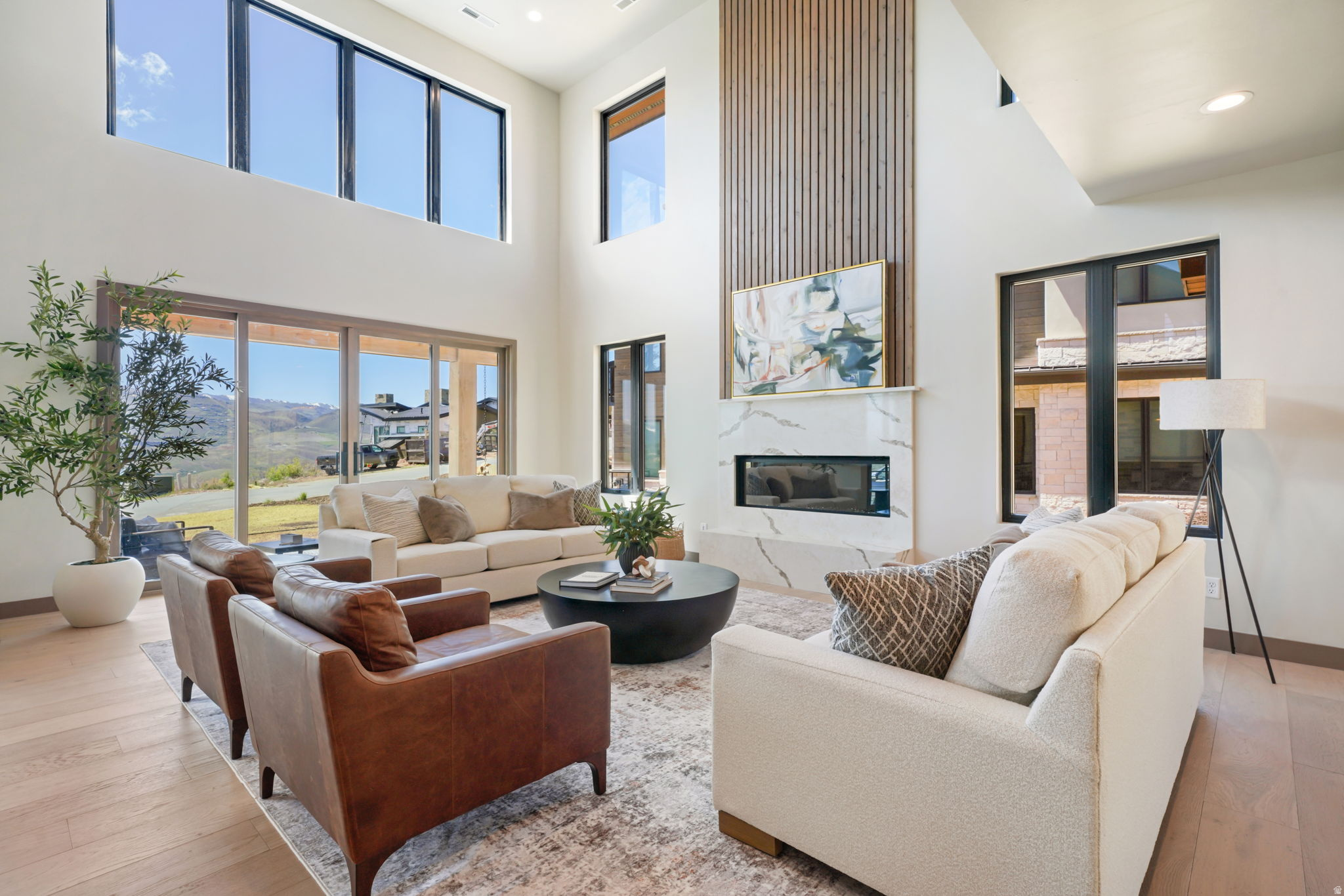 HIDEOUT CANYON - Residential