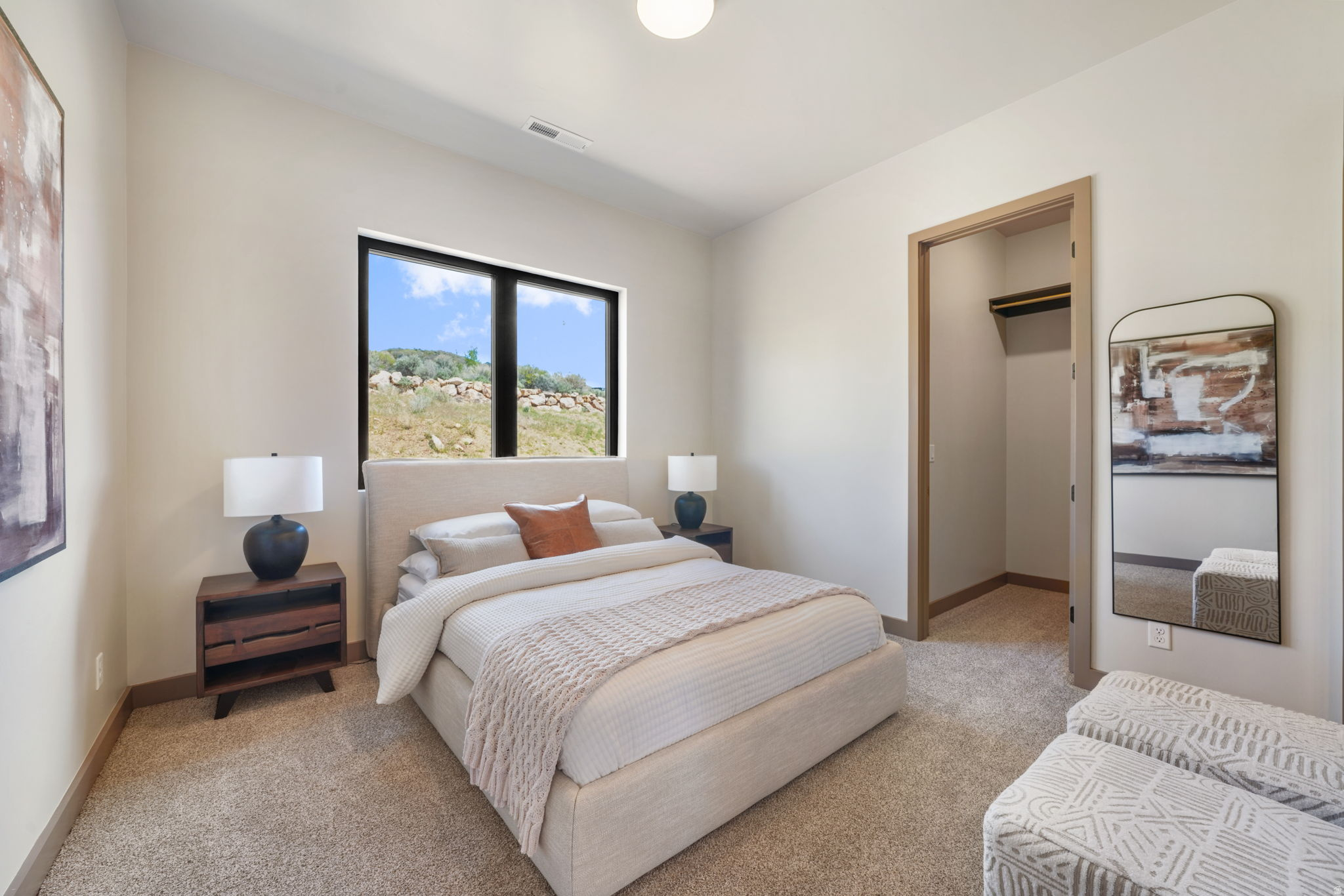 HIDEOUT CANYON - Residential
