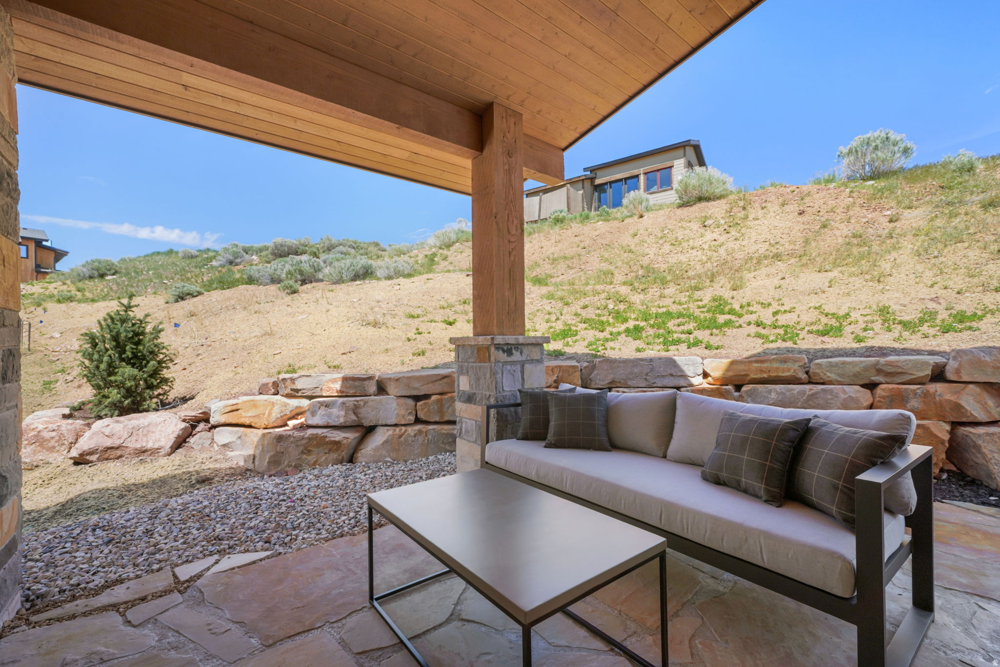 HIDEOUT CANYON - Residential