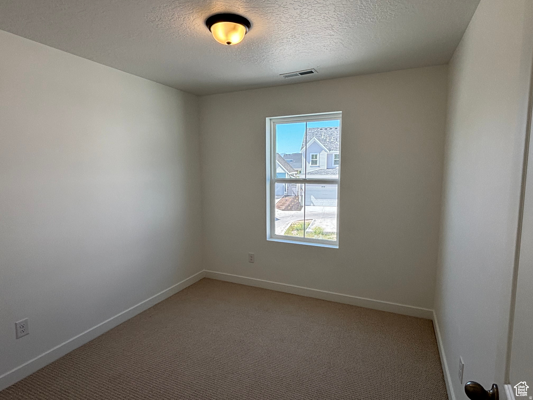 DAYBREAK - Residential