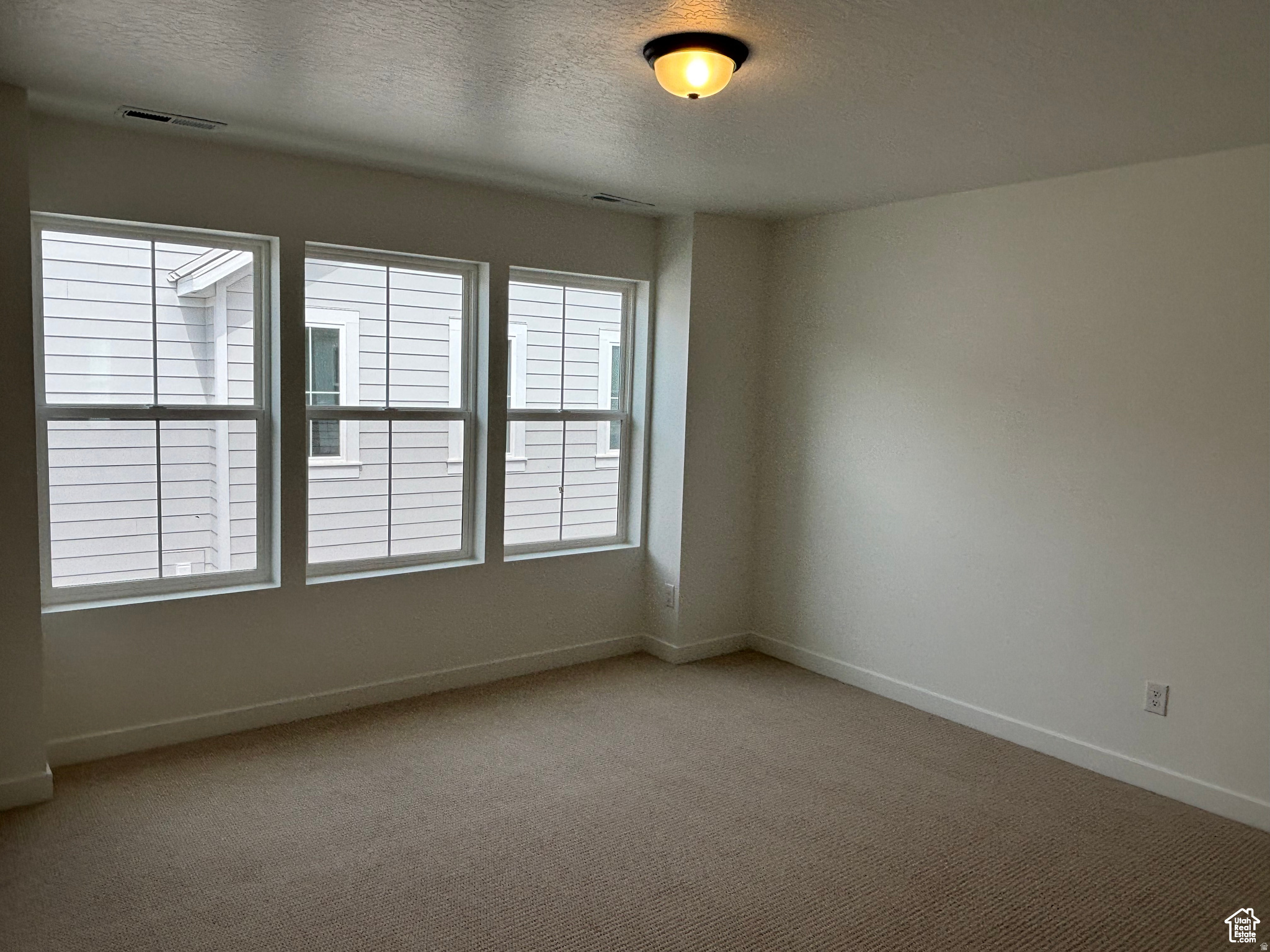 DAYBREAK - Residential