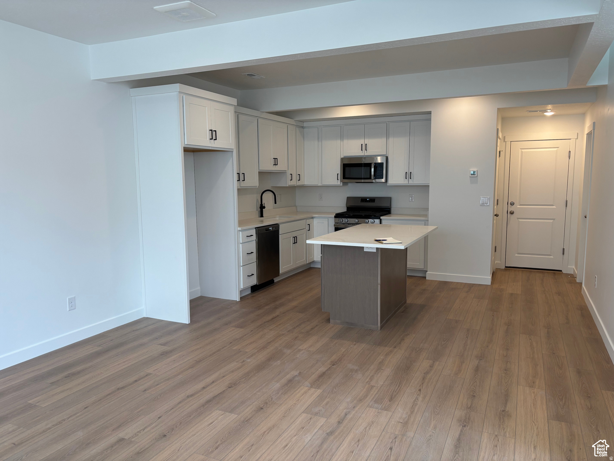 DAYBREAK - Residential