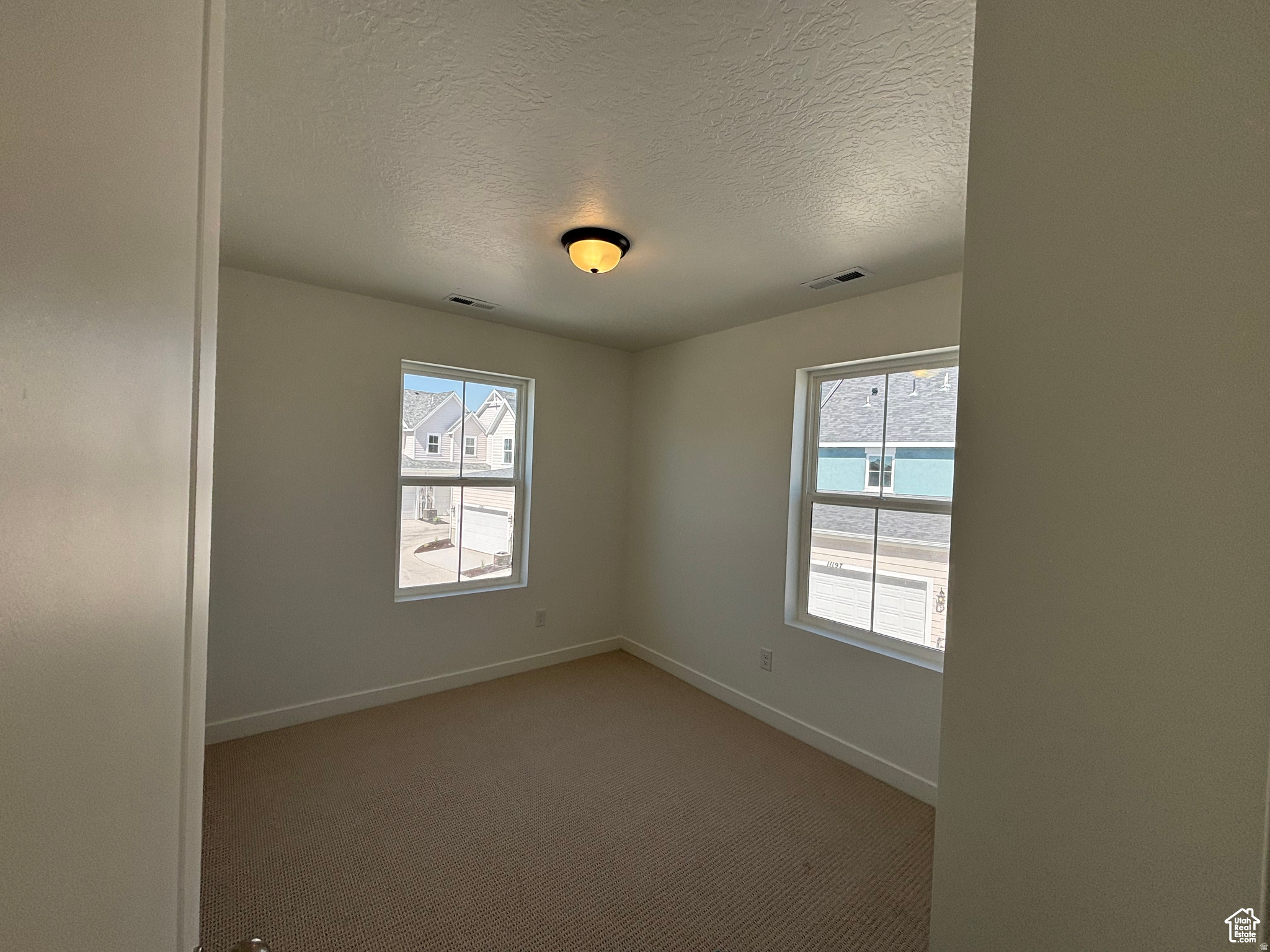 DAYBREAK - Residential