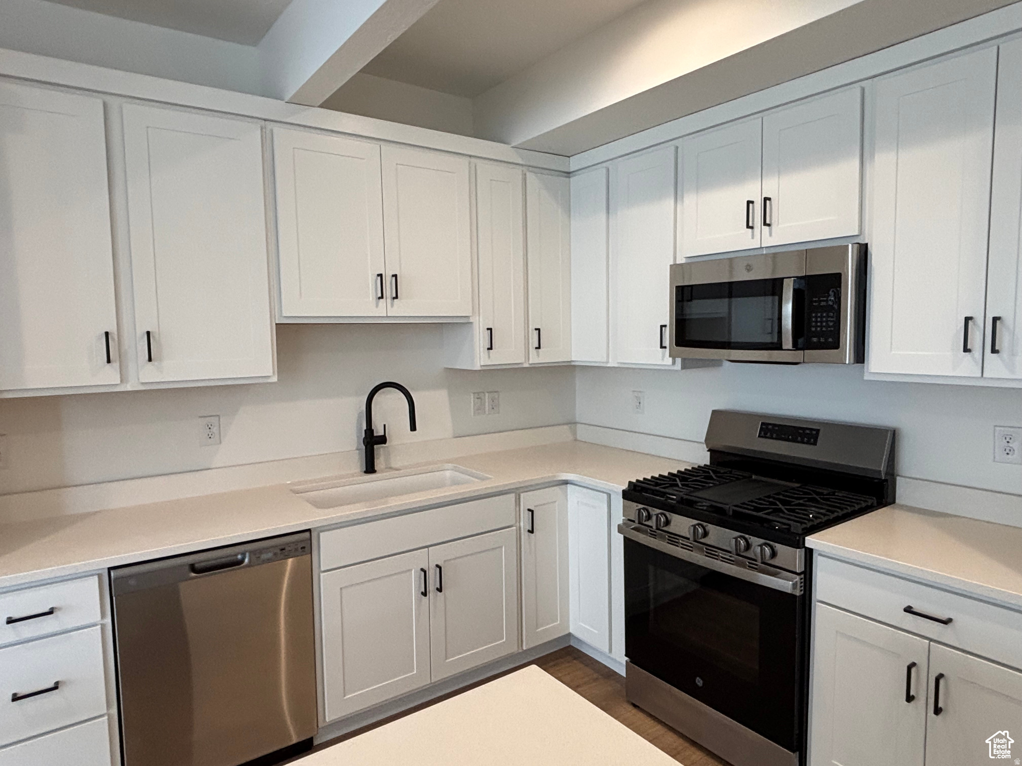 DAYBREAK - Residential