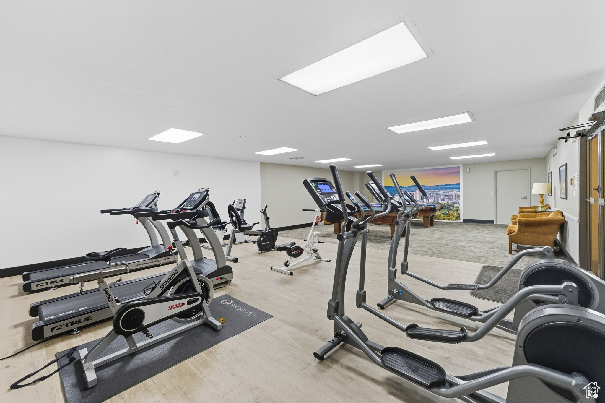 ZION SUMMIT CONDM - Residential