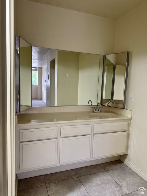 Tiny photo for 241 N VINE ST #207E, Salt Lake City, UT 84103 (MLS # 2118570)