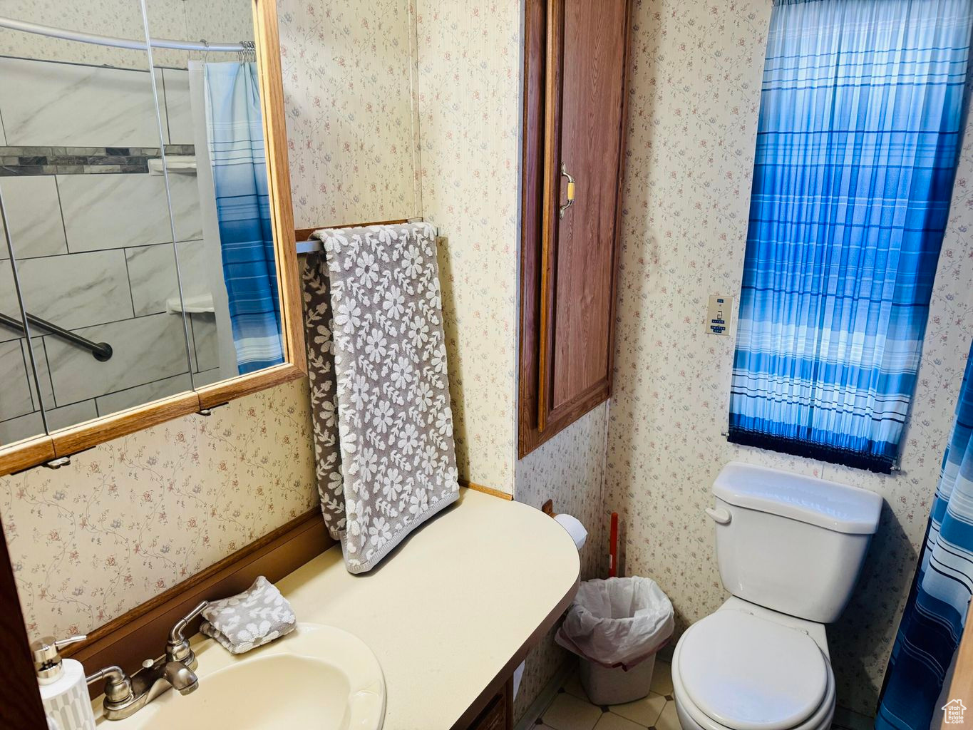 CANYON BREEZE RV RESORT - Residential
