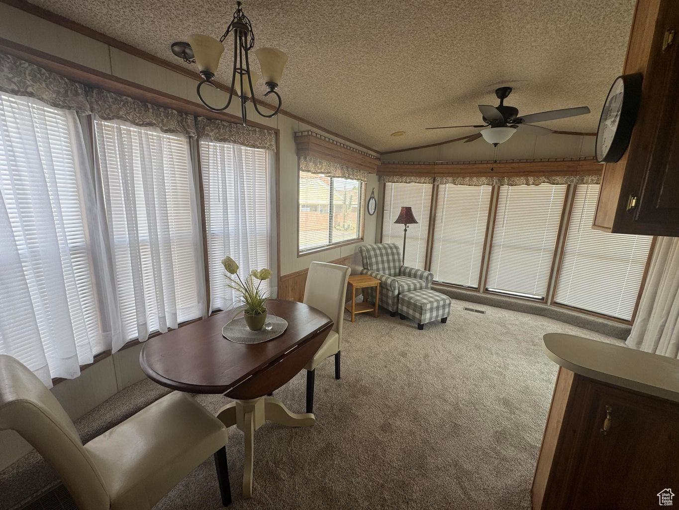 CANYON BREEZE RV RESORT - Residential