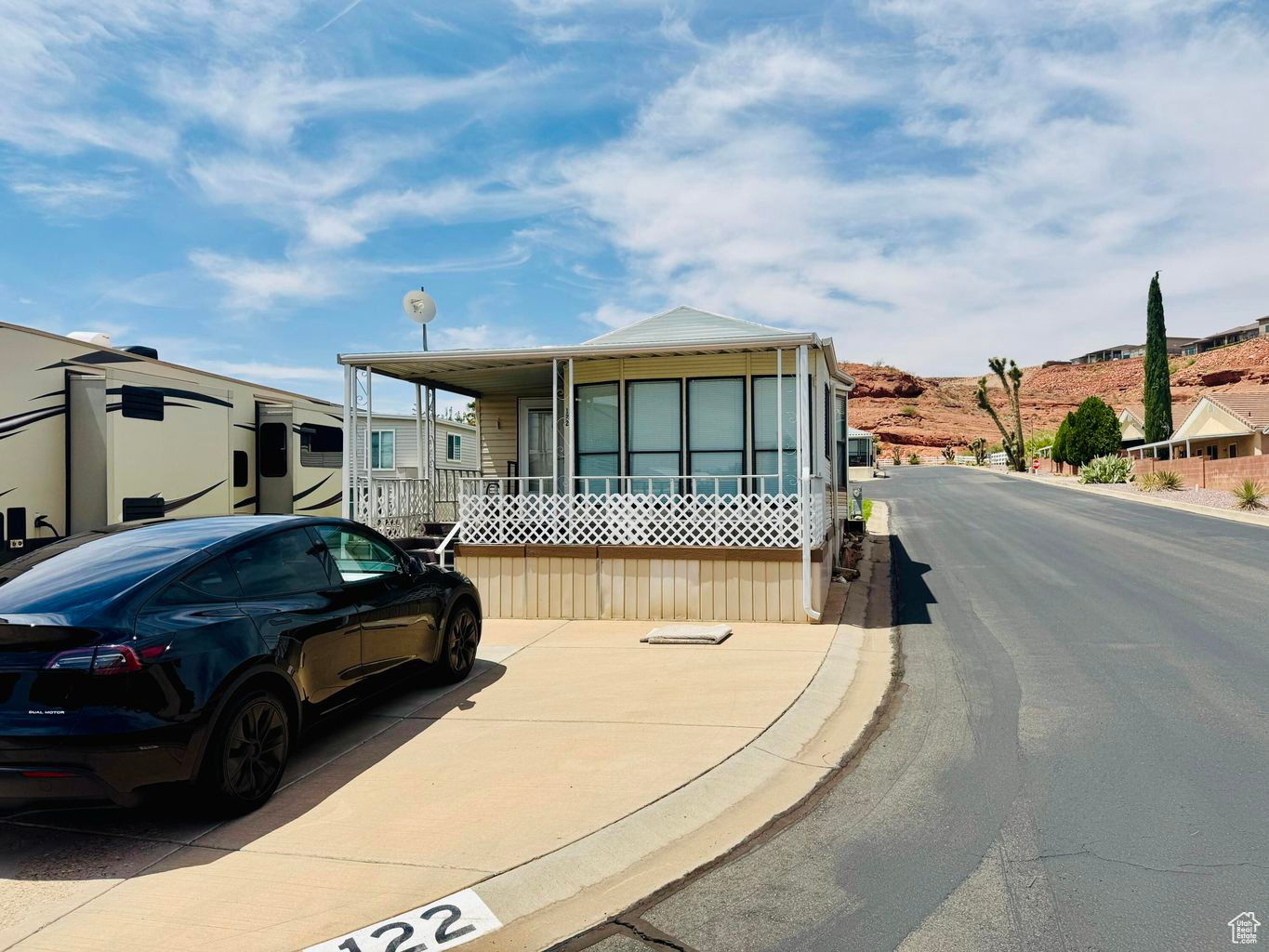 CANYON BREEZE RV RESORT - Residential