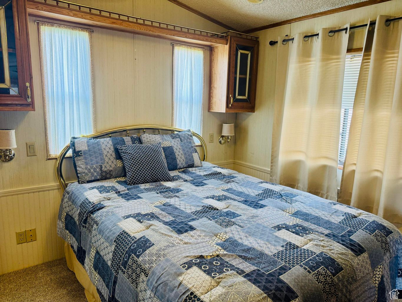 CANYON BREEZE RV RESORT - Residential