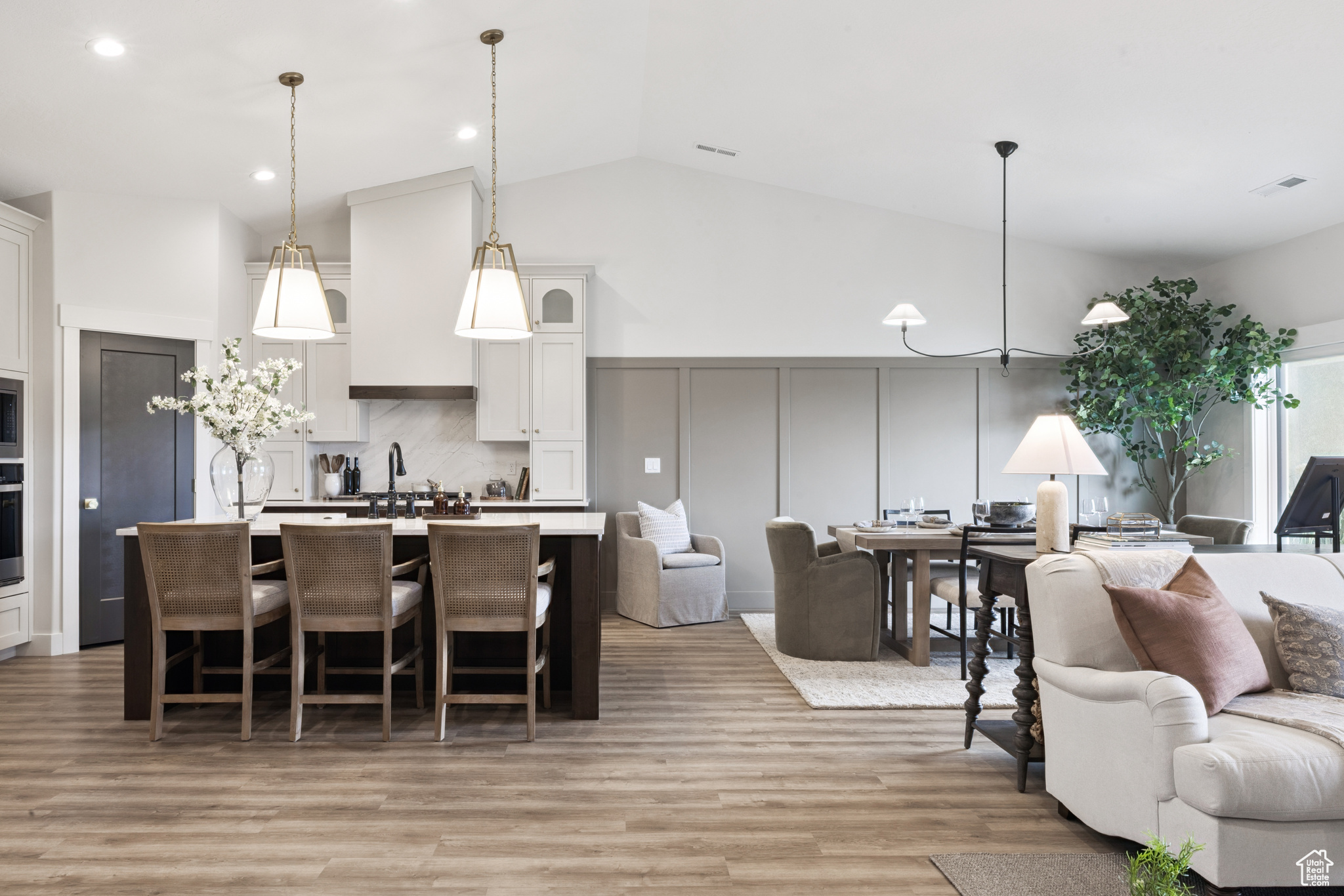 SADIES GLENN - Residential