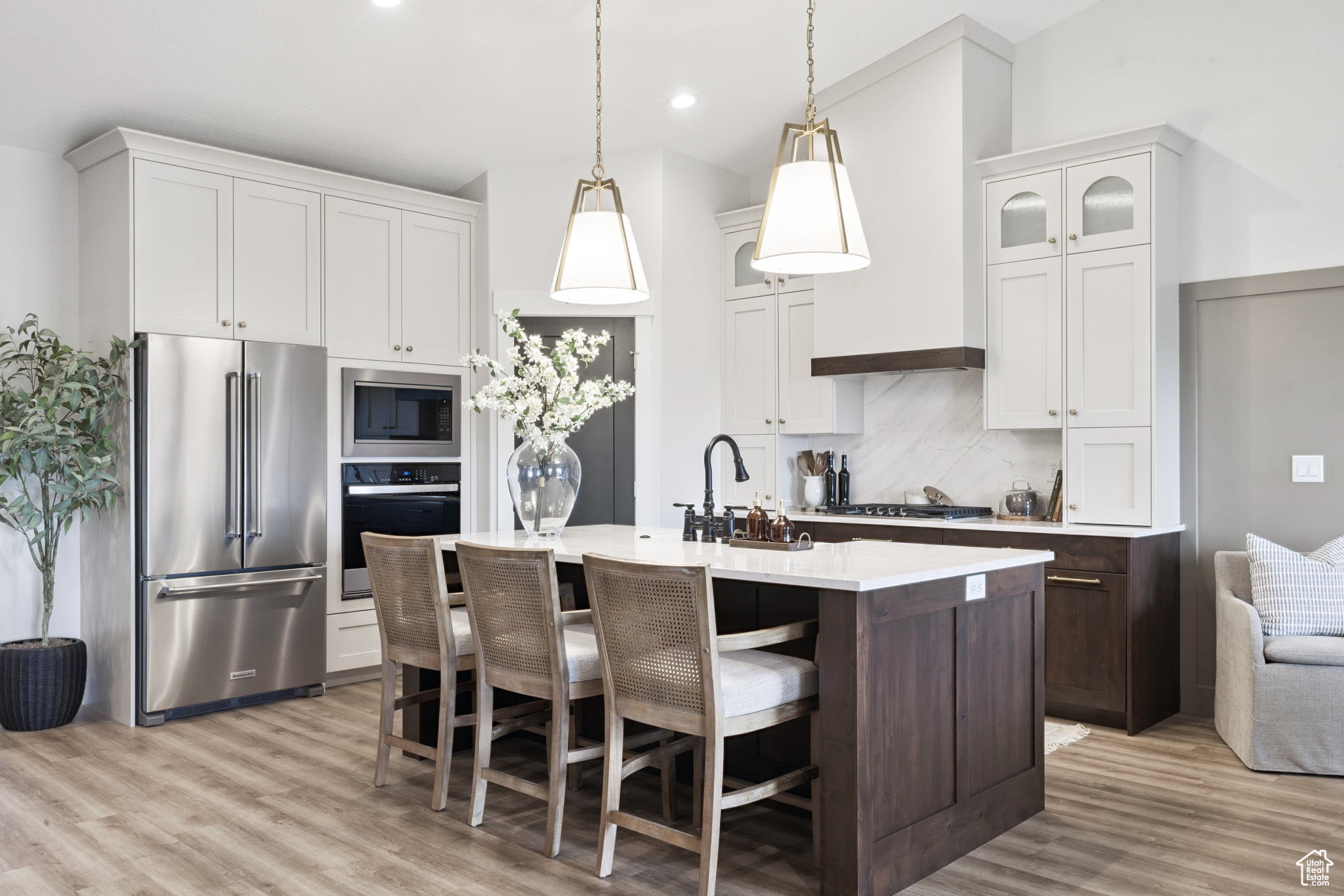 SADIES GLENN - Residential