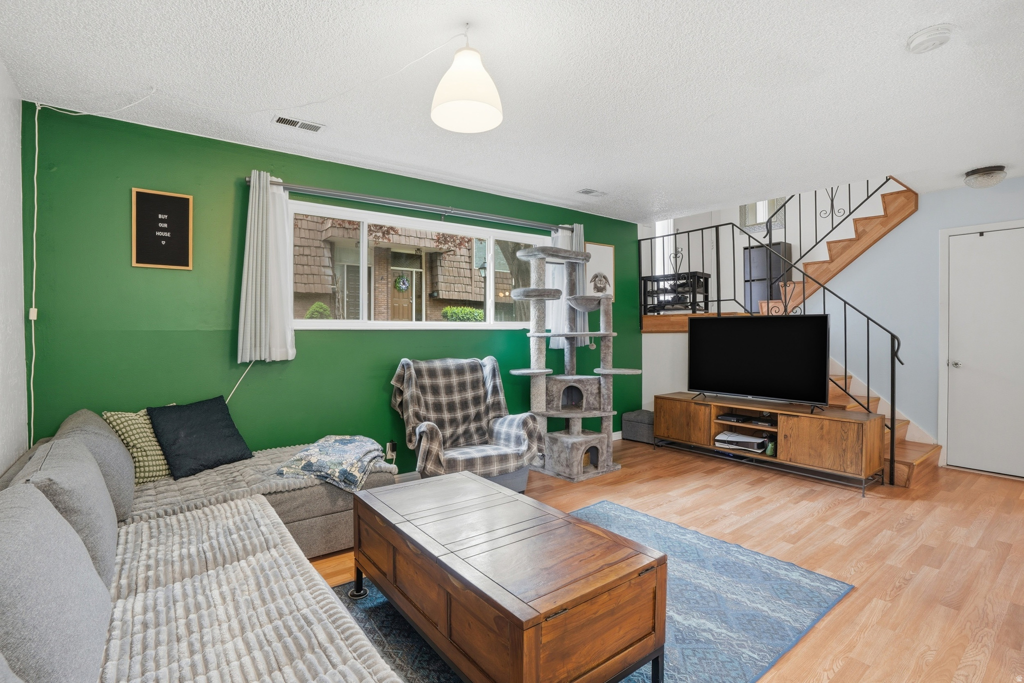 SILVER MAPLES - Residential