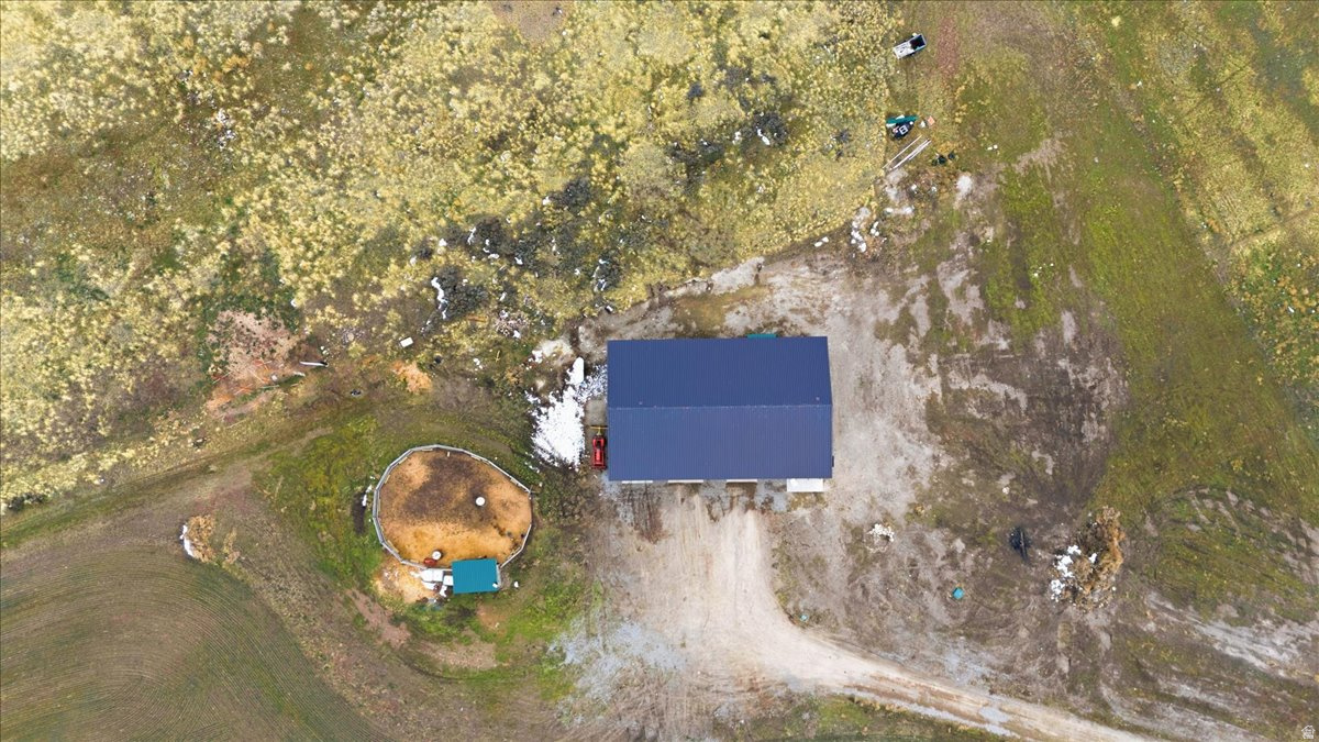 BRODIE CALDER - Residential