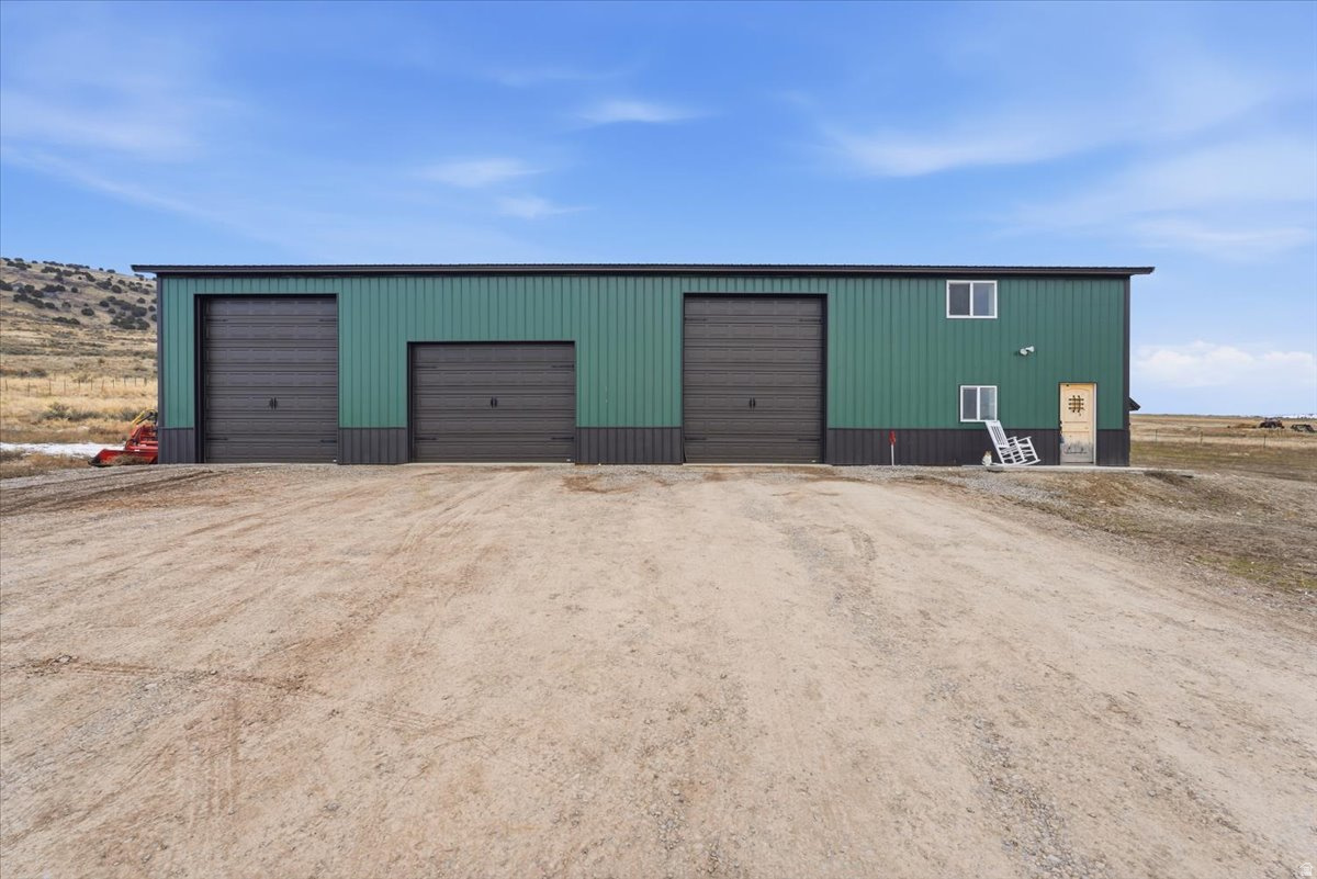 BRODIE CALDER - Residential