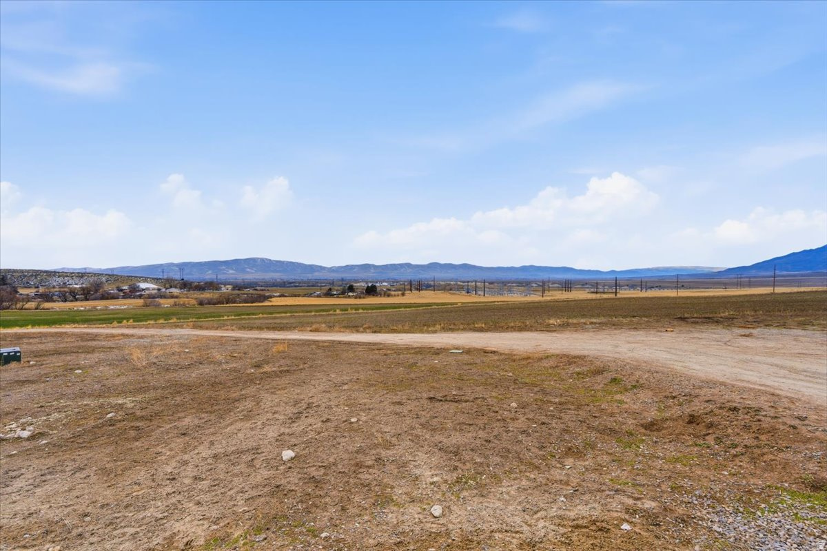 BRODIE CALDER - Residential