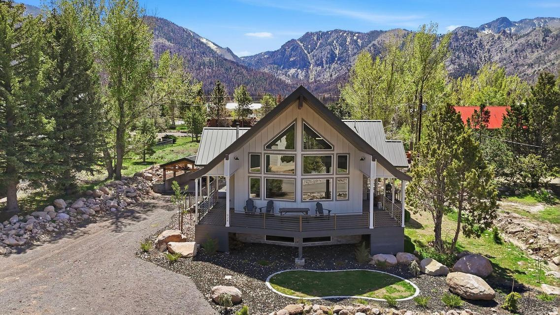 MOUNTAIN VIEW EST 3 - Residential