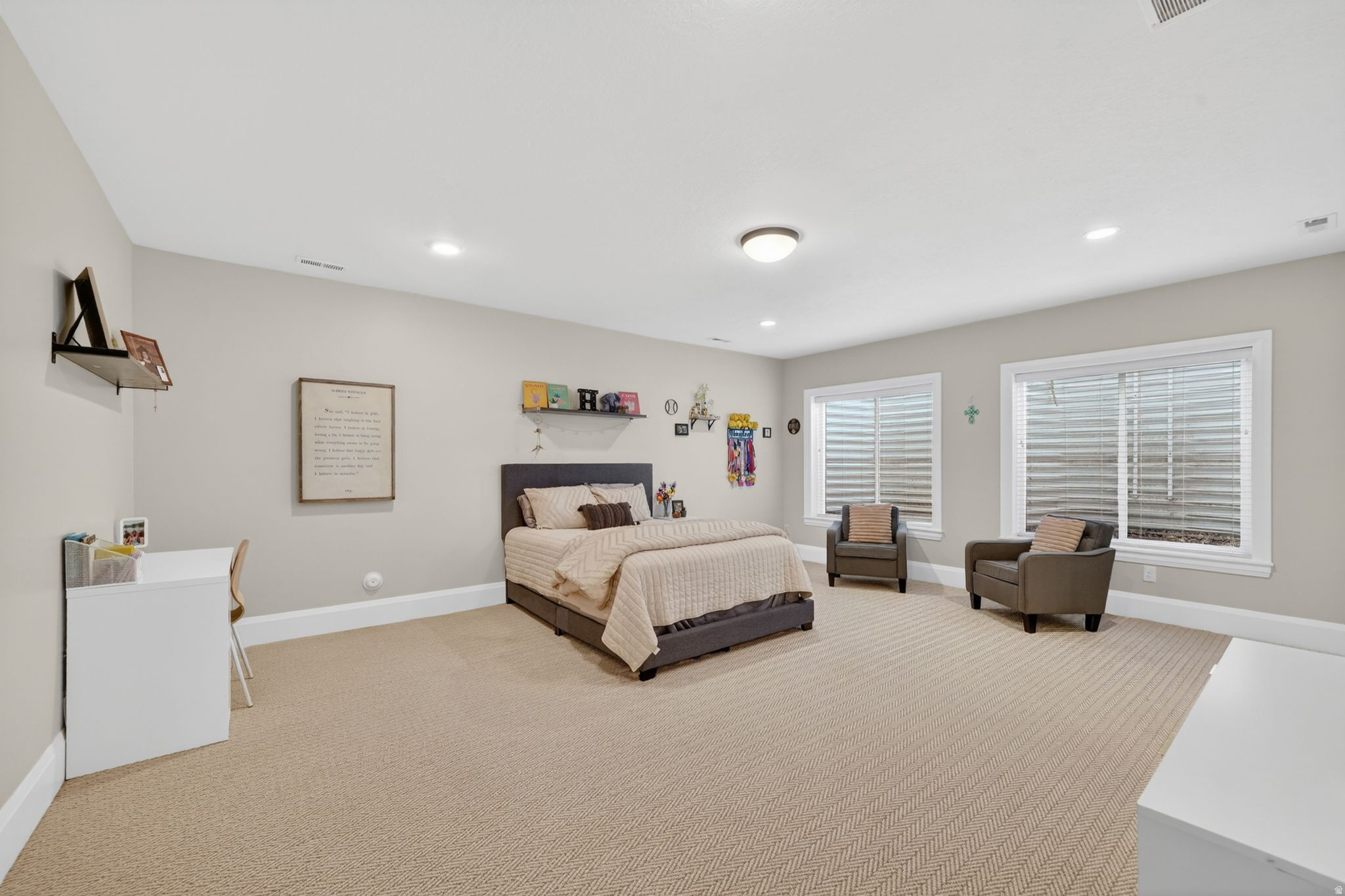 DAYBREAK - Residential