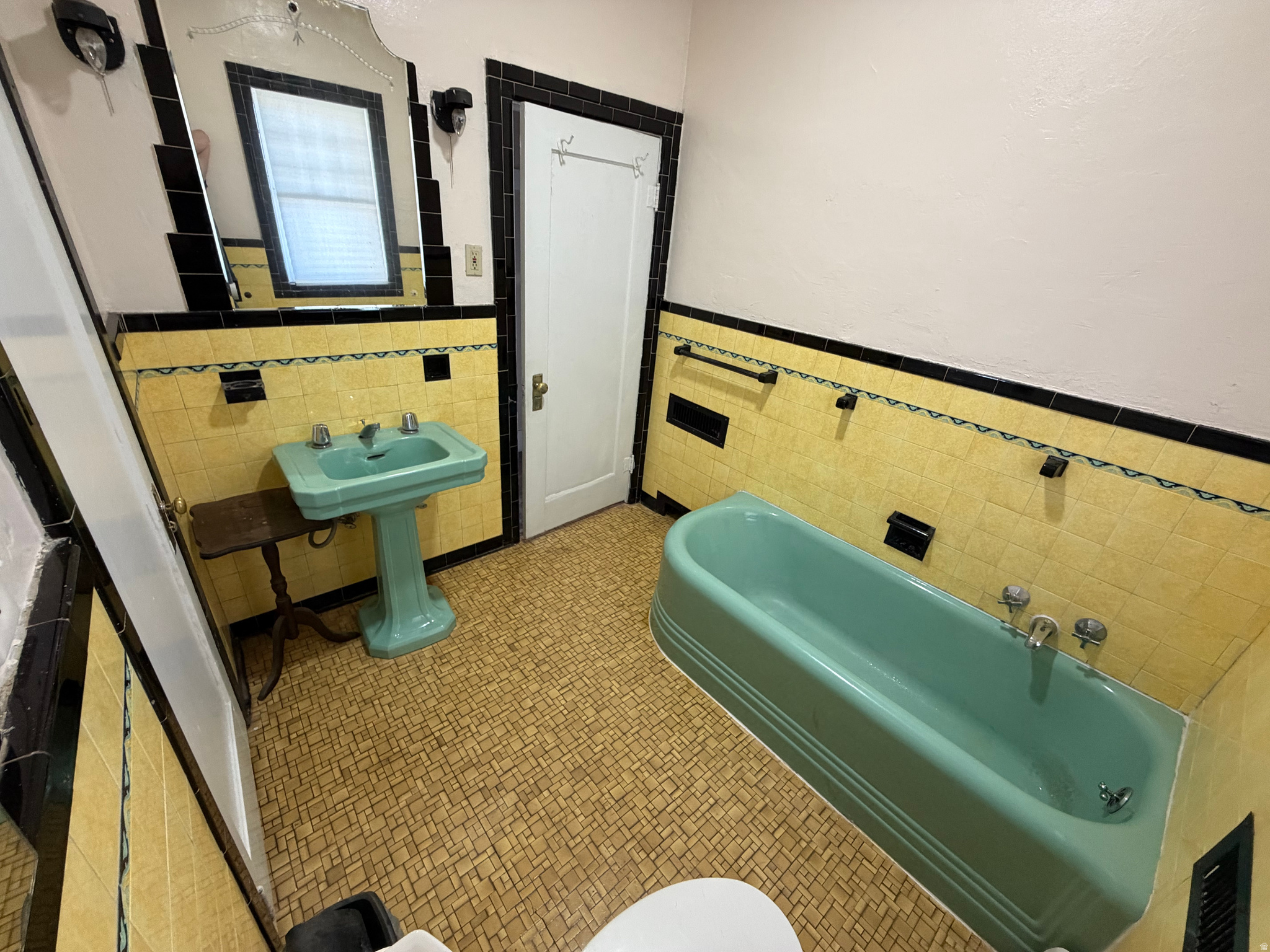 JONES SUBDIVISION - Residential