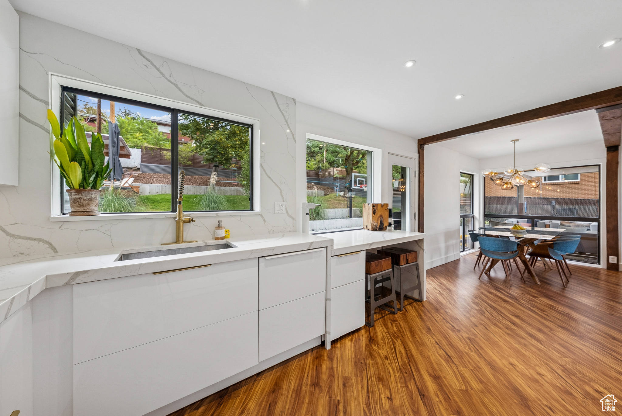 CRESTWOOD SUB - Residential