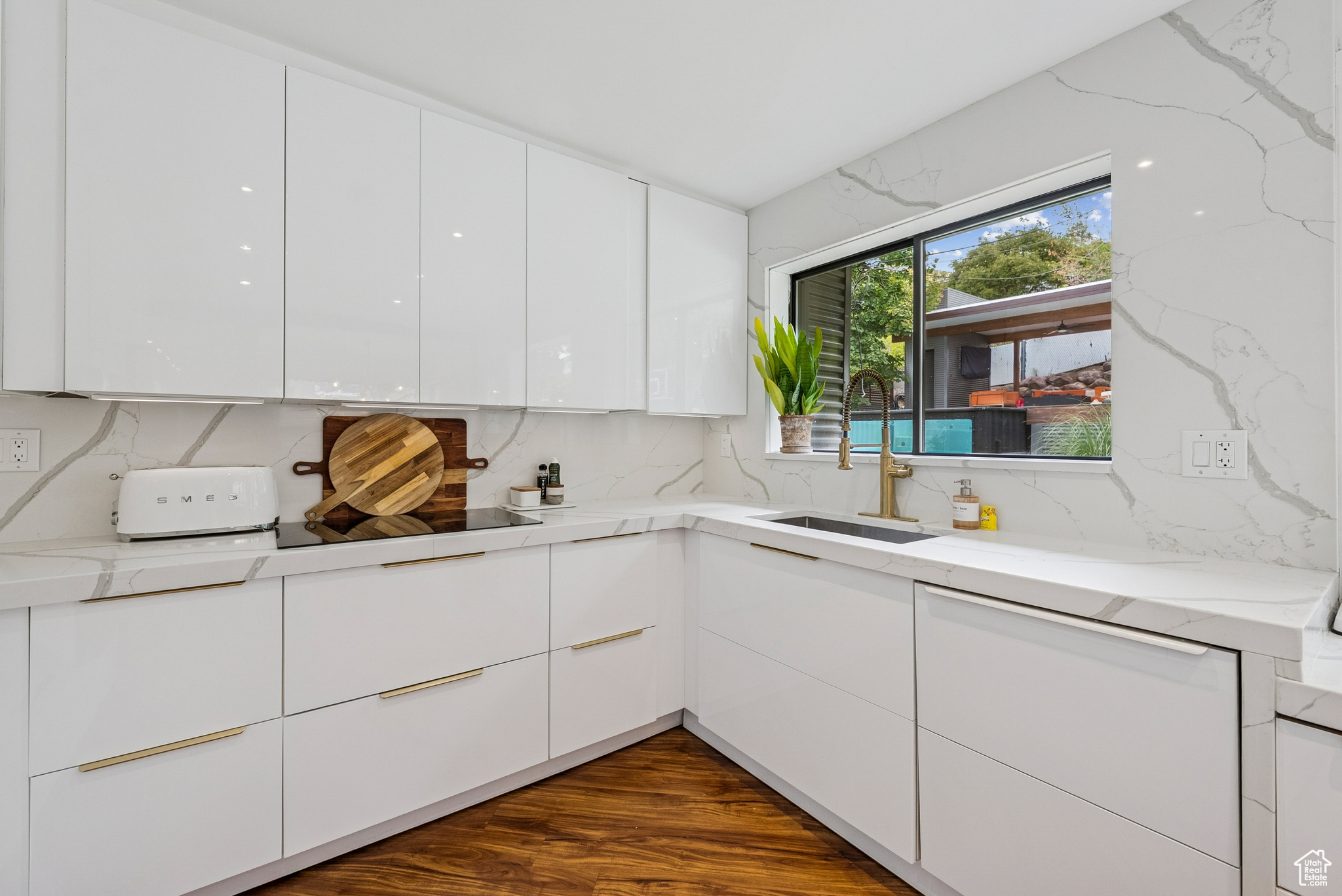 CRESTWOOD SUB - Residential