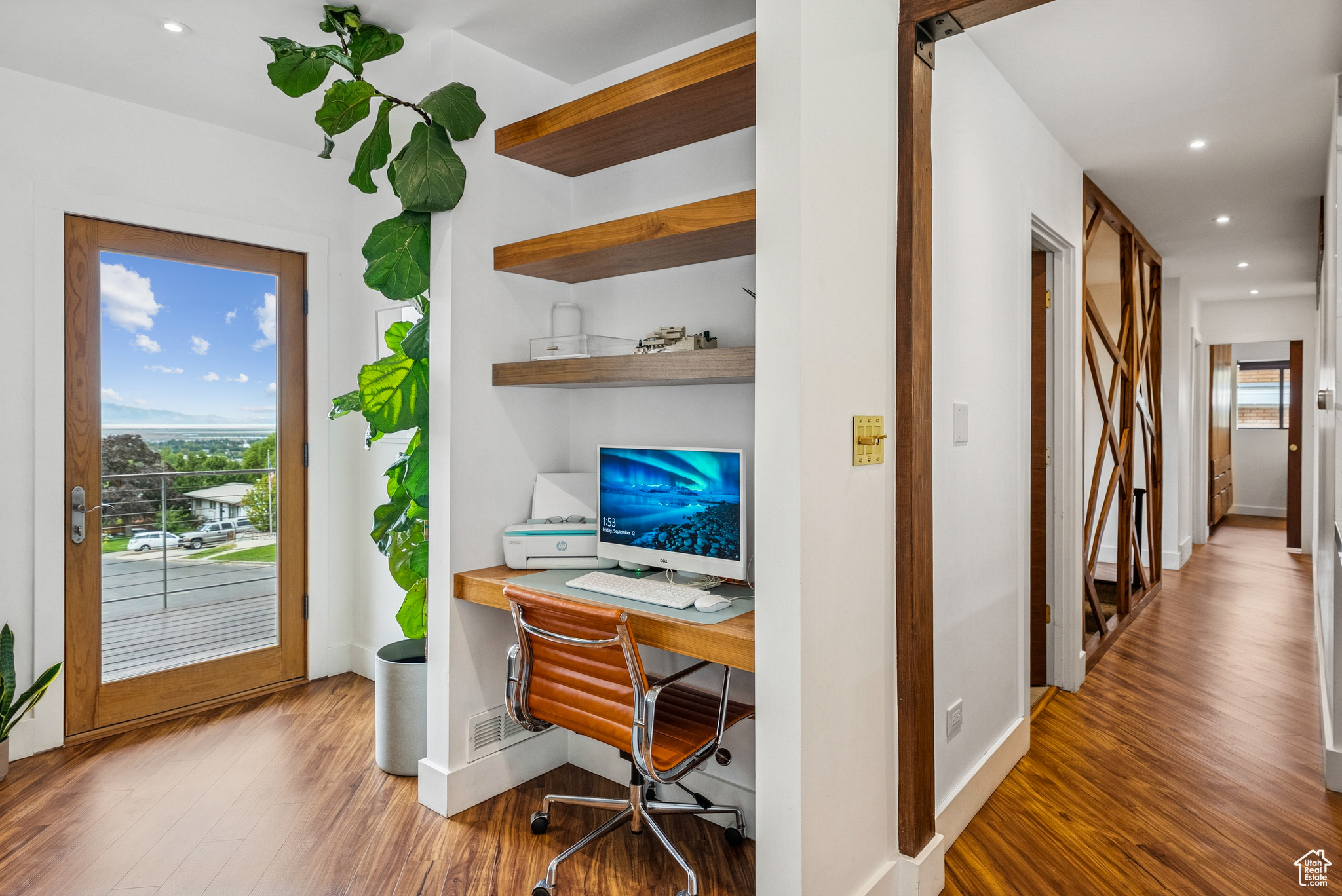 CRESTWOOD SUB - Residential