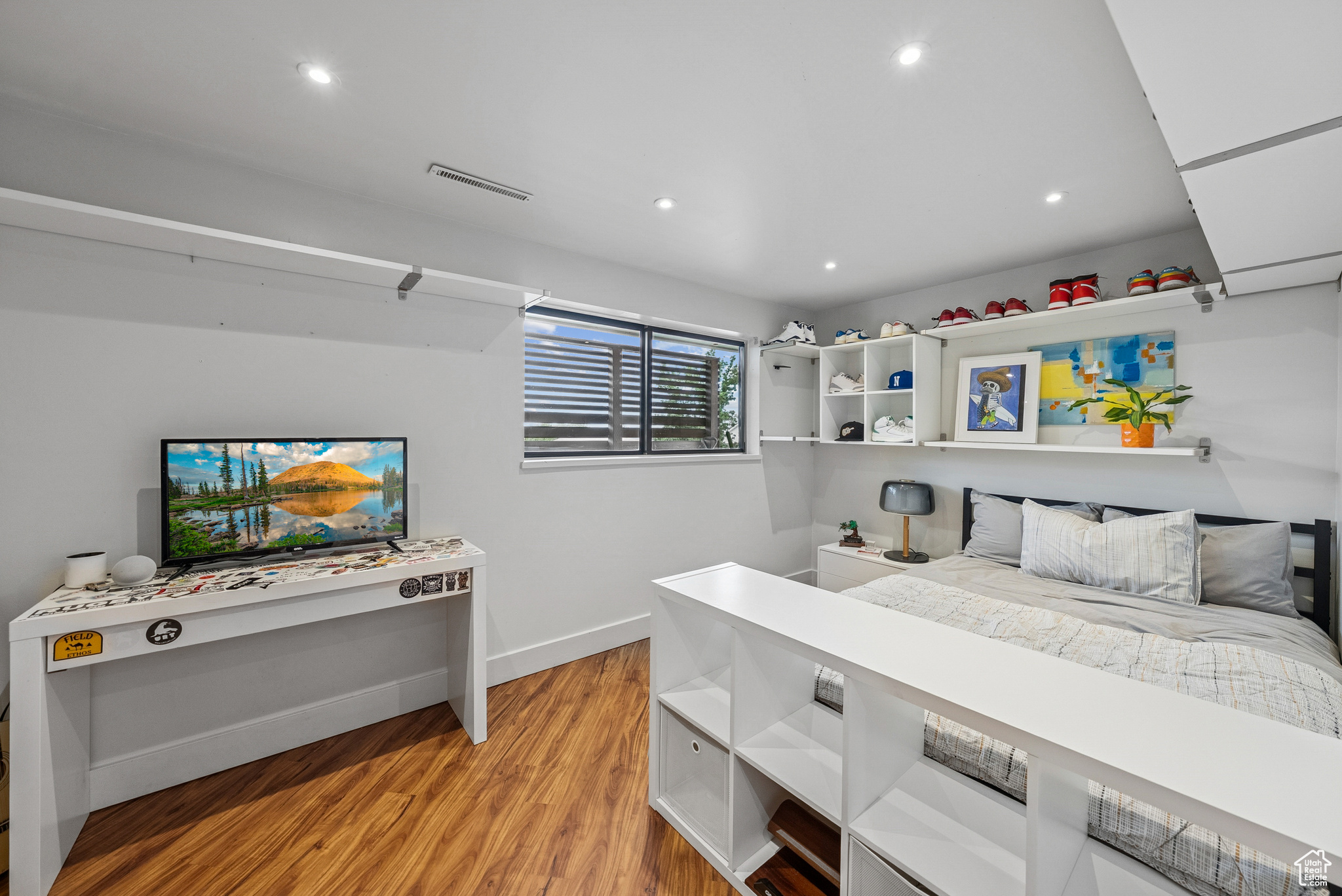 CRESTWOOD SUB - Residential